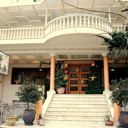 Hotel Pella Яница Экстерьер фото