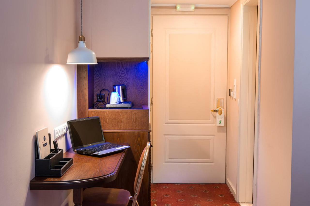 Hotel Pella Яница Экстерьер фото