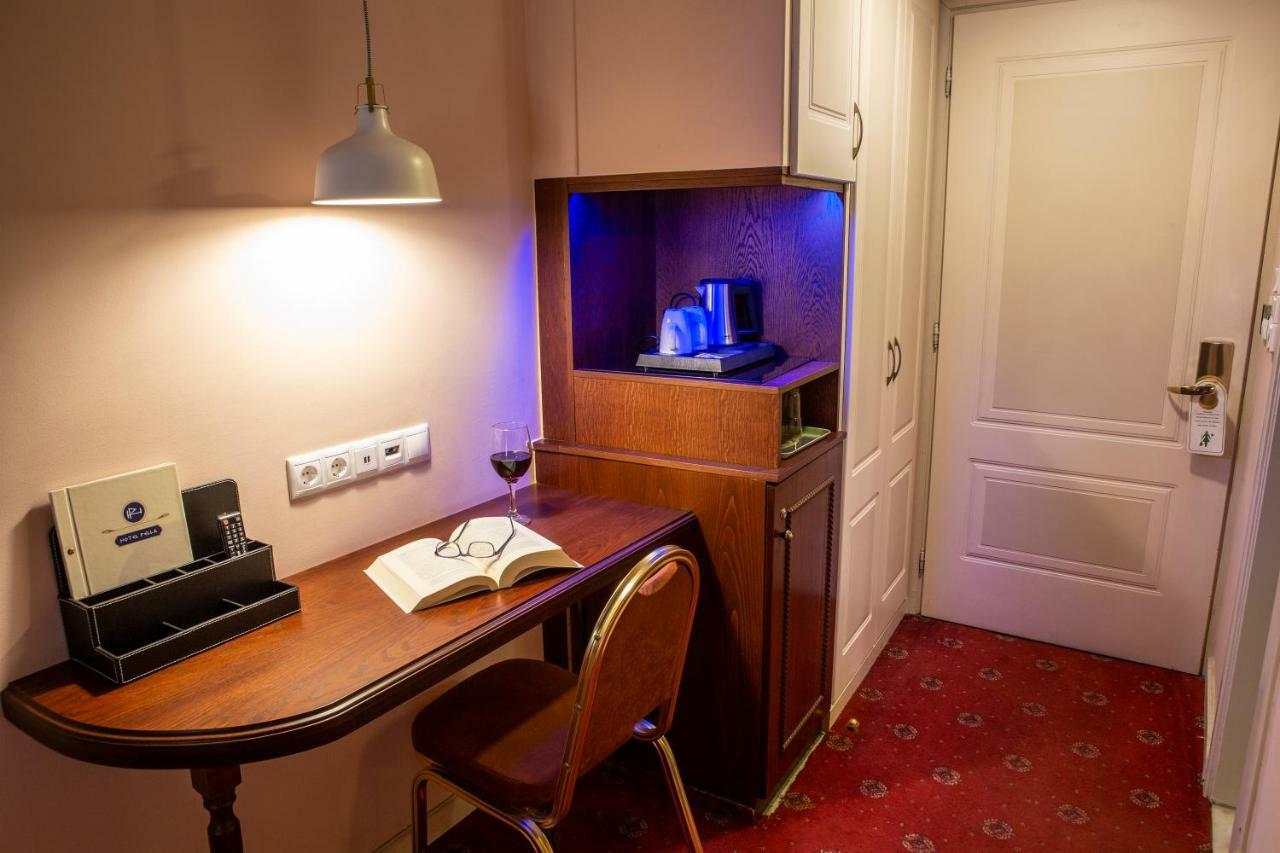 Hotel Pella Яница Экстерьер фото