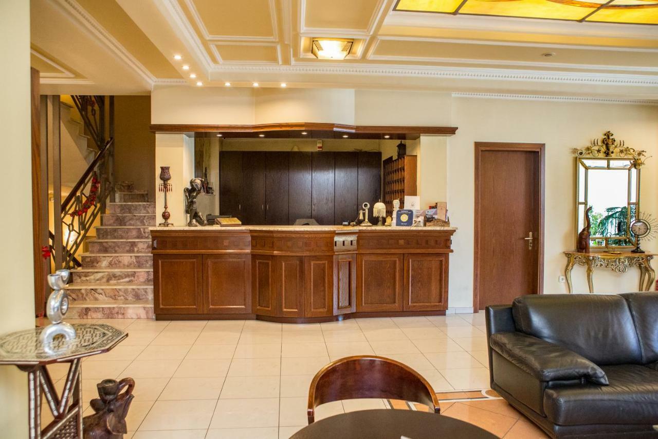 Hotel Pella Яница Экстерьер фото